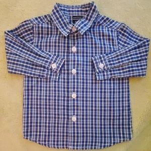 Never worn Nautica button down long sleeve shirt